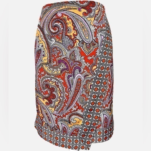 New York & Company Dresses & Skirts - New York & Co. Women's Multicolor Paisley Straight Casual Mini Skirt NWT
